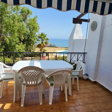 Apartment Casa Del Mar On Calahonda Frontline *