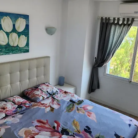 Apartment Casa Del Mar On Calahonda Frontline